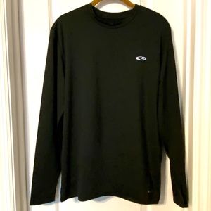 Champion, black long sleeve L